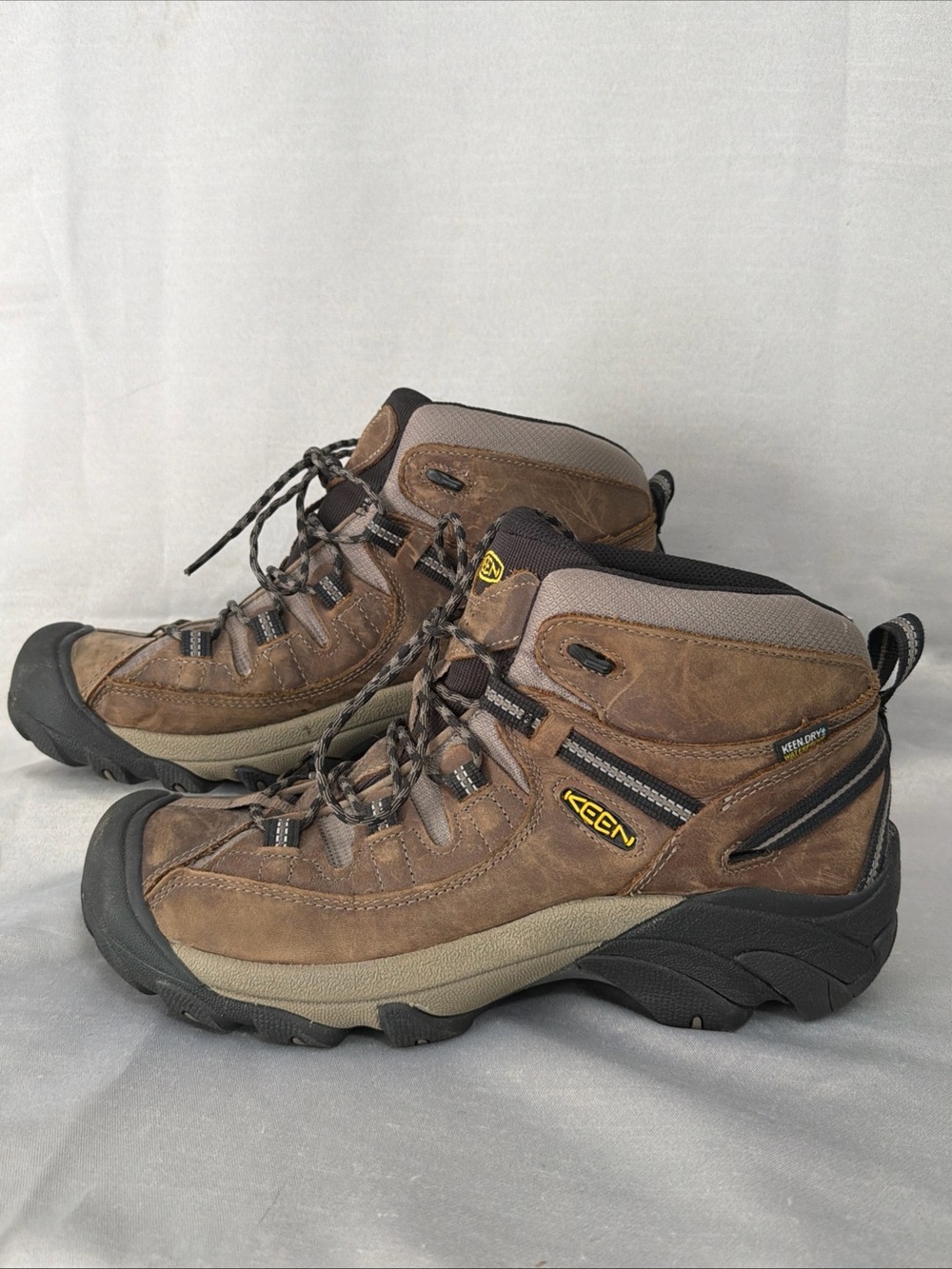 Keen Targhee II Mid Hiking Boots Mens Sz 11 Brown Waterproof Gorpcore Trail